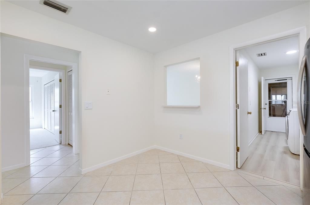 For Sale: $325,000 (3 beds, 2 baths, 1715 Square Feet)