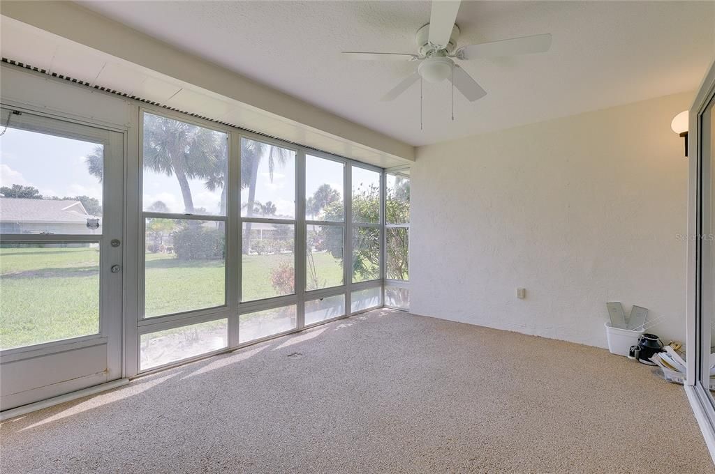 For Sale: $325,000 (3 beds, 2 baths, 1715 Square Feet)