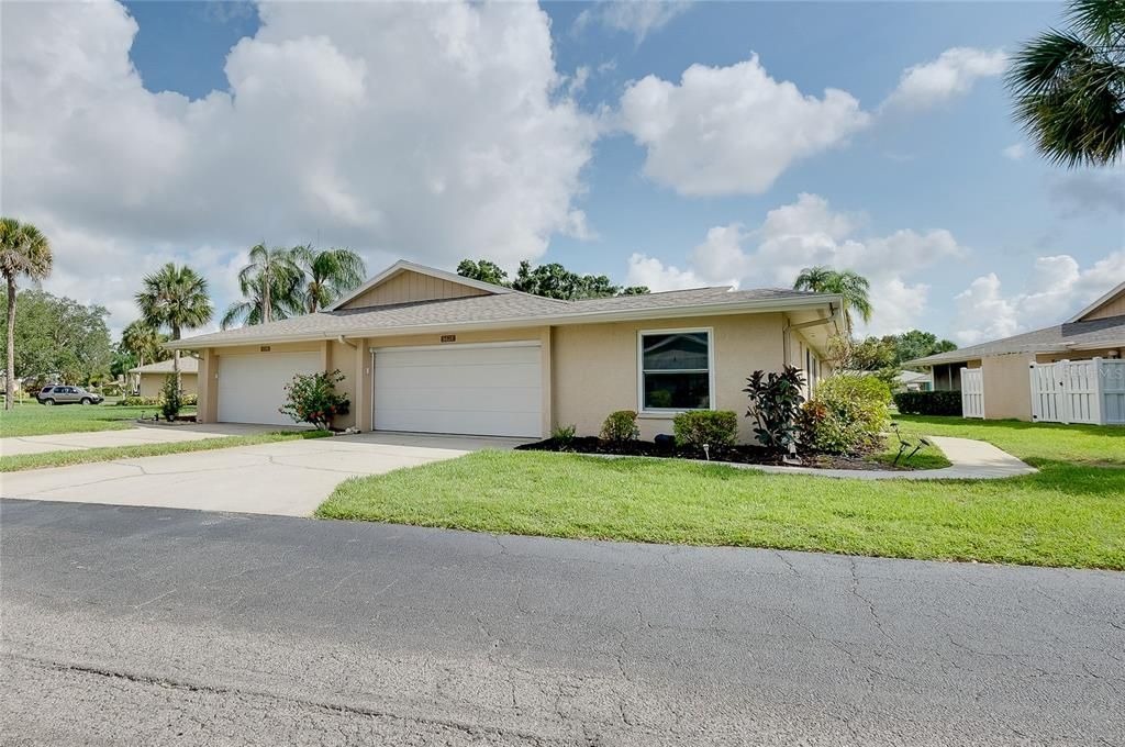 For Sale: $325,000 (3 beds, 2 baths, 1715 Square Feet)