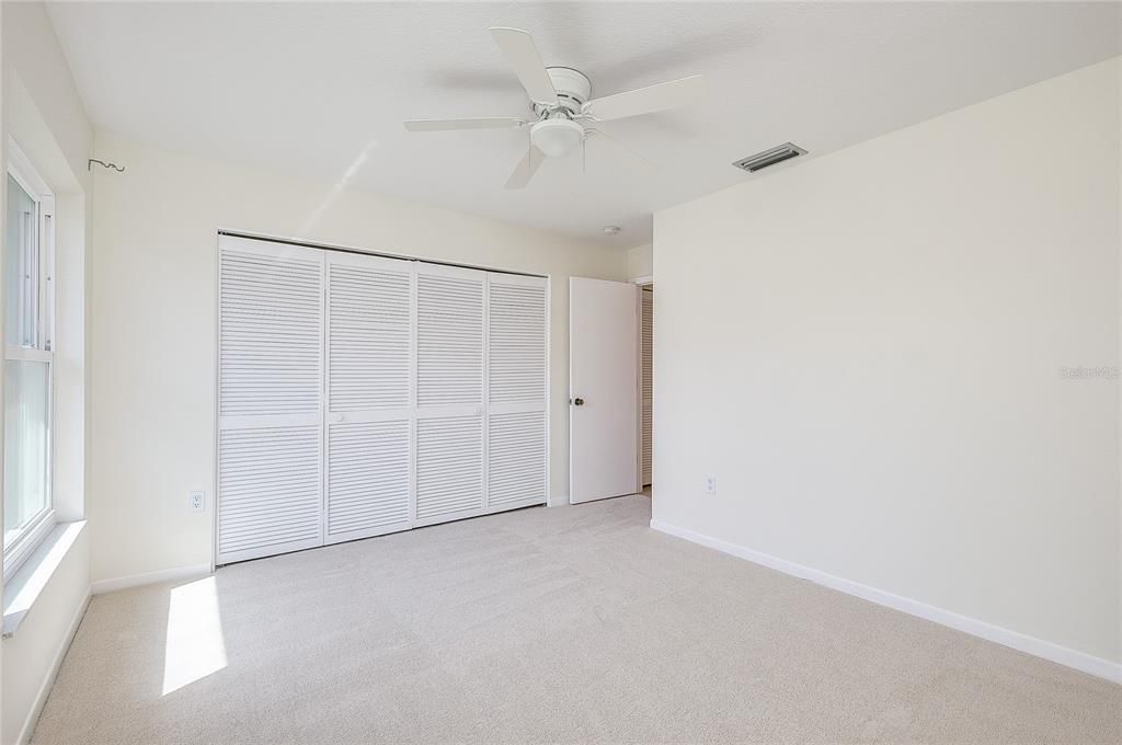 For Sale: $325,000 (3 beds, 2 baths, 1715 Square Feet)