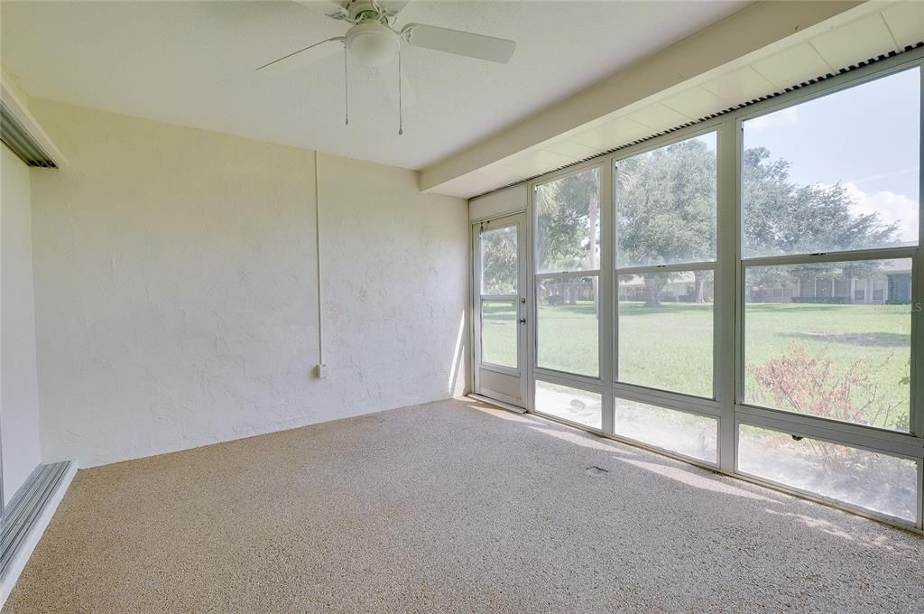 For Sale: $325,000 (3 beds, 2 baths, 1715 Square Feet)