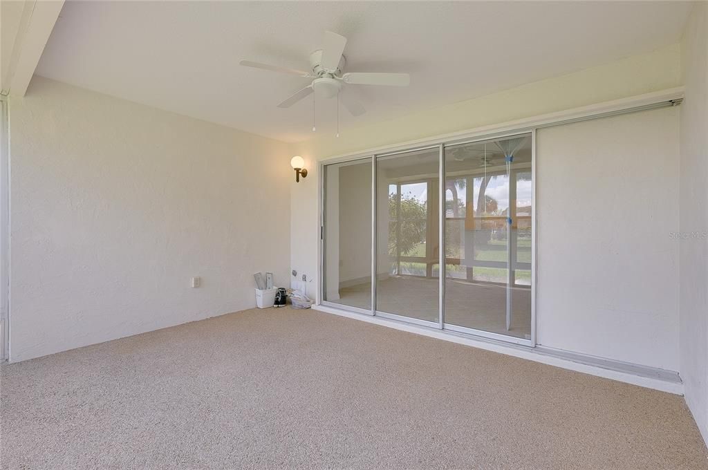 For Sale: $325,000 (3 beds, 2 baths, 1715 Square Feet)
