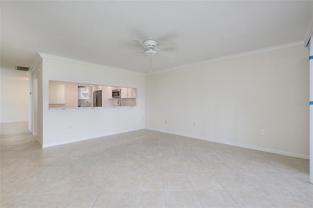 For Sale: $325,000 (3 beds, 2 baths, 1715 Square Feet)