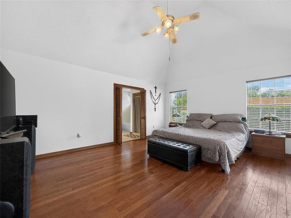 For Sale: $649,000 (4 beds, 2 baths, 2273 Square Feet)