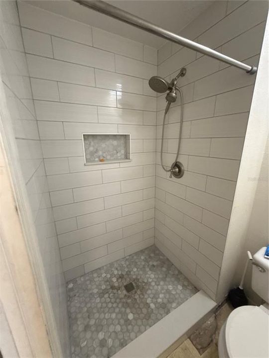 For Sale: $315,000 (5 beds, 3 baths, 2846 Square Feet)