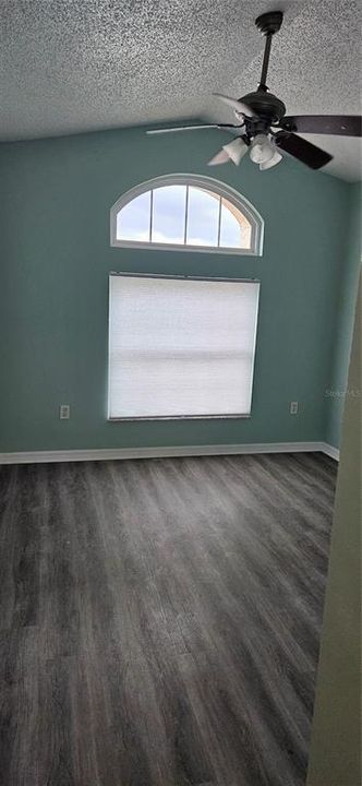 For Rent: $2,800 (3 beds, 2 baths, 1544 Square Feet)