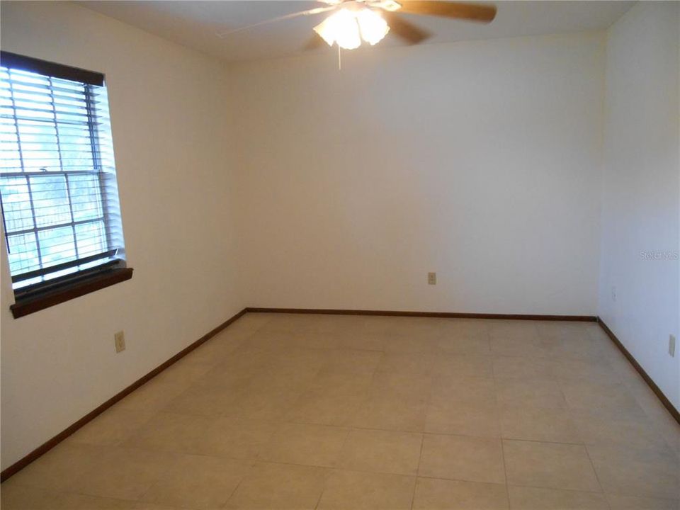 For Rent: $1,775 (3 beds, 2 baths, 1261 Square Feet)