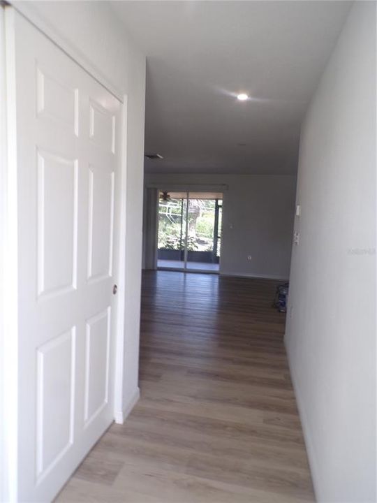For Rent: $1,700 (2 beds, 2 baths, 1064 Square Feet)