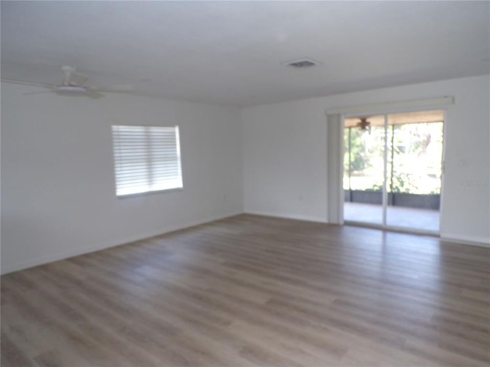 For Rent: $1,700 (2 beds, 2 baths, 1064 Square Feet)