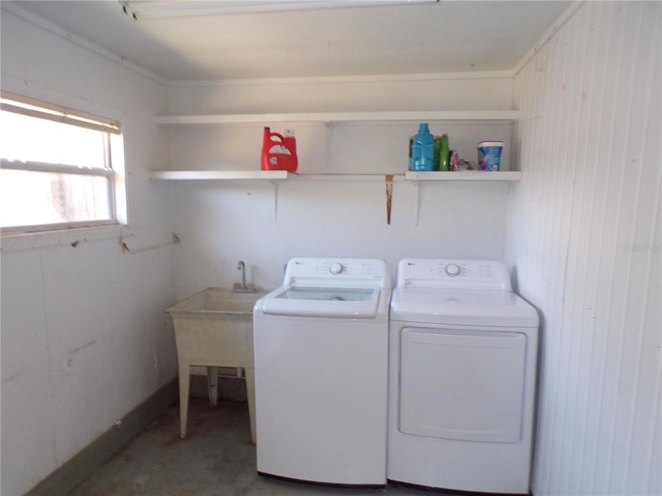 For Rent: $1,700 (2 beds, 2 baths, 1064 Square Feet)