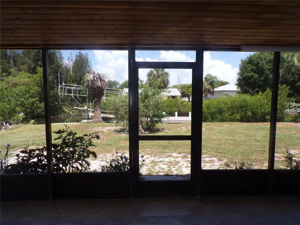 For Rent: $1,700 (2 beds, 2 baths, 1064 Square Feet)