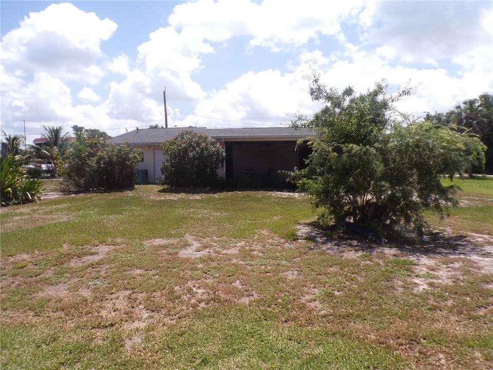 For Rent: $1,700 (2 beds, 2 baths, 1064 Square Feet)