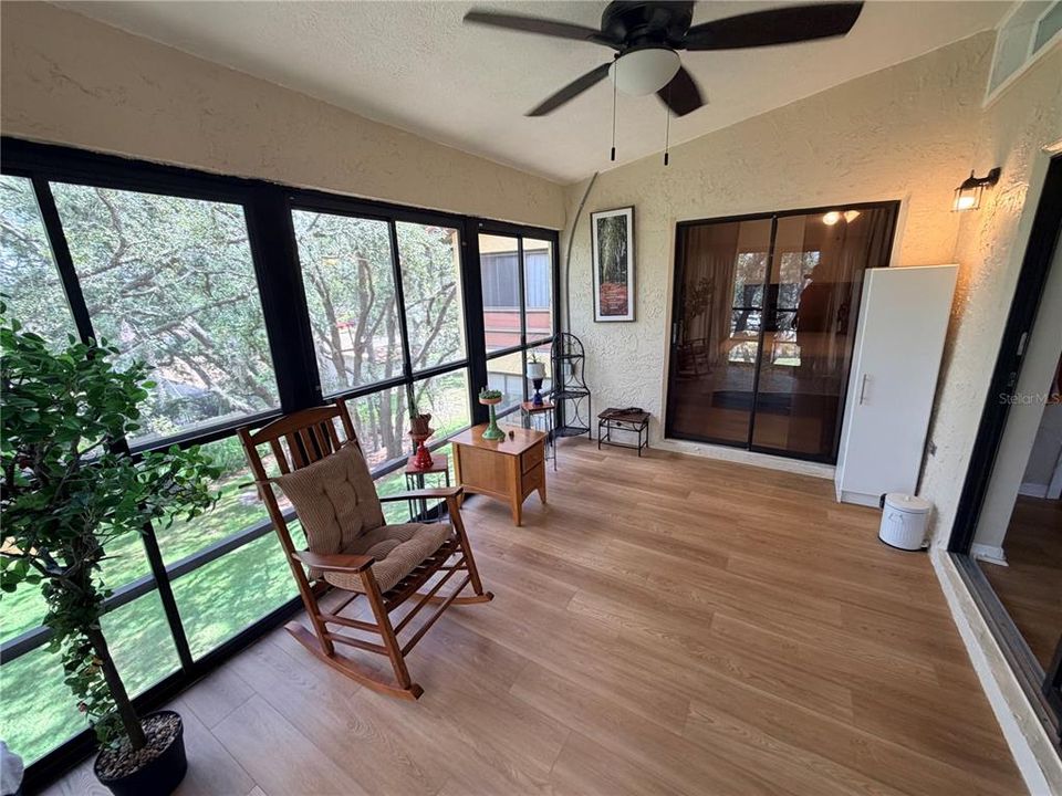 For Sale: $150,000 (2 beds, 2 baths, 1130 Square Feet)