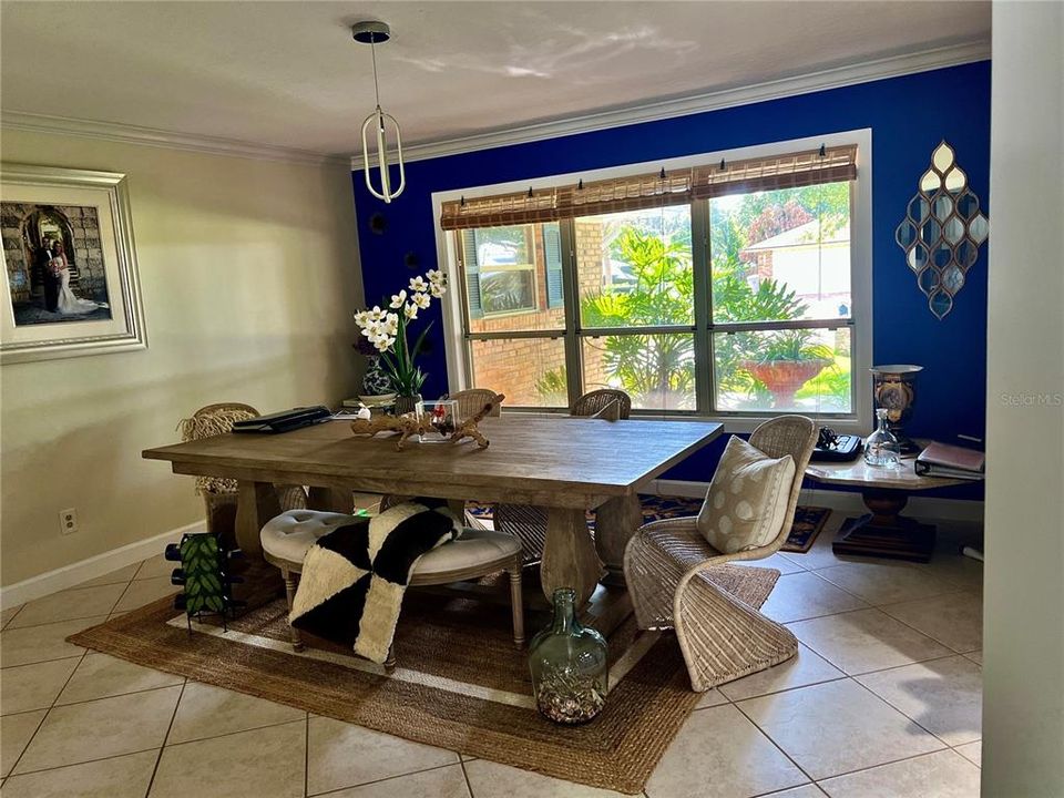 For Sale: $889,000 (3 beds, 2 baths, 2750 Square Feet)