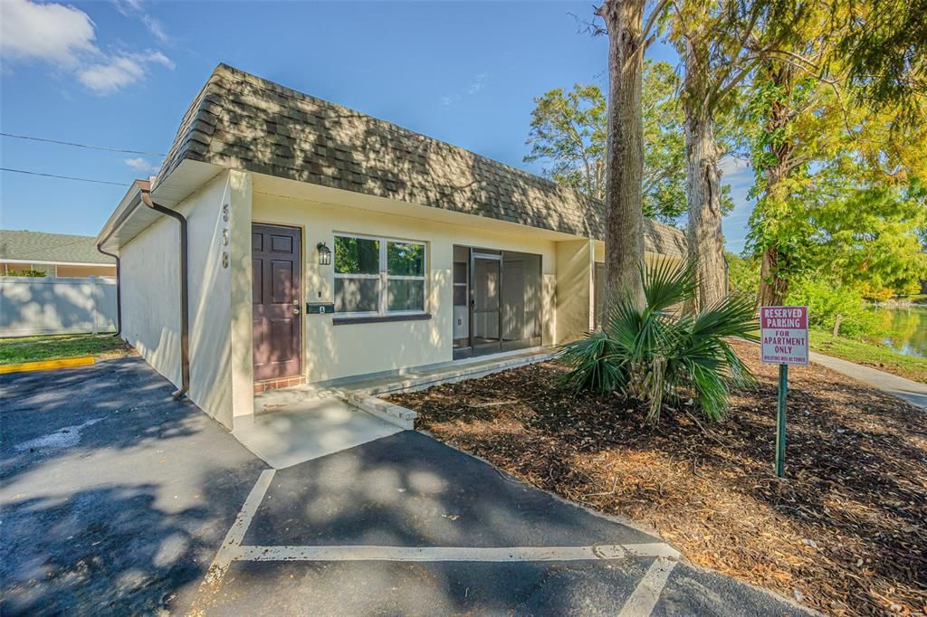 For Rent: $1,400 (1 beds, 1 baths, 620 Square Feet)