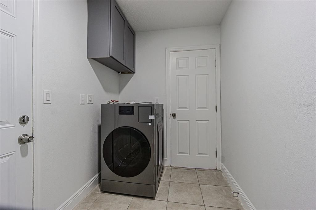 For Rent: $1,400 (1 beds, 1 baths, 620 Square Feet)