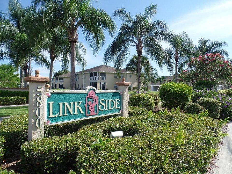 For Sale: $184,900 (2 beds, 2 baths, 1168 Square Feet)