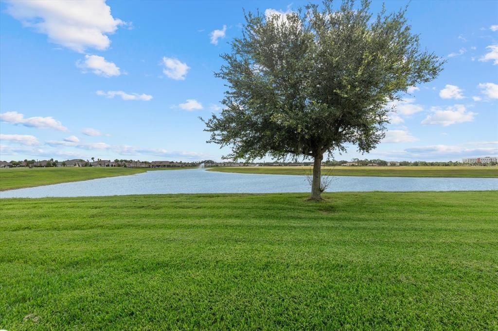 For Sale: $184,900 (2 beds, 2 baths, 1168 Square Feet)