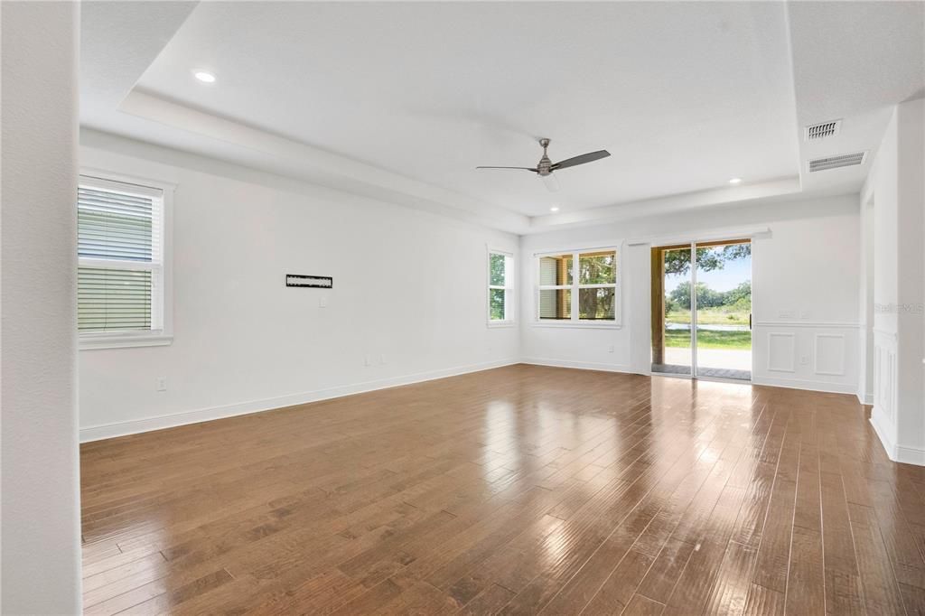 For Sale: $480,000 (4 beds, 2 baths, 2313 Square Feet)