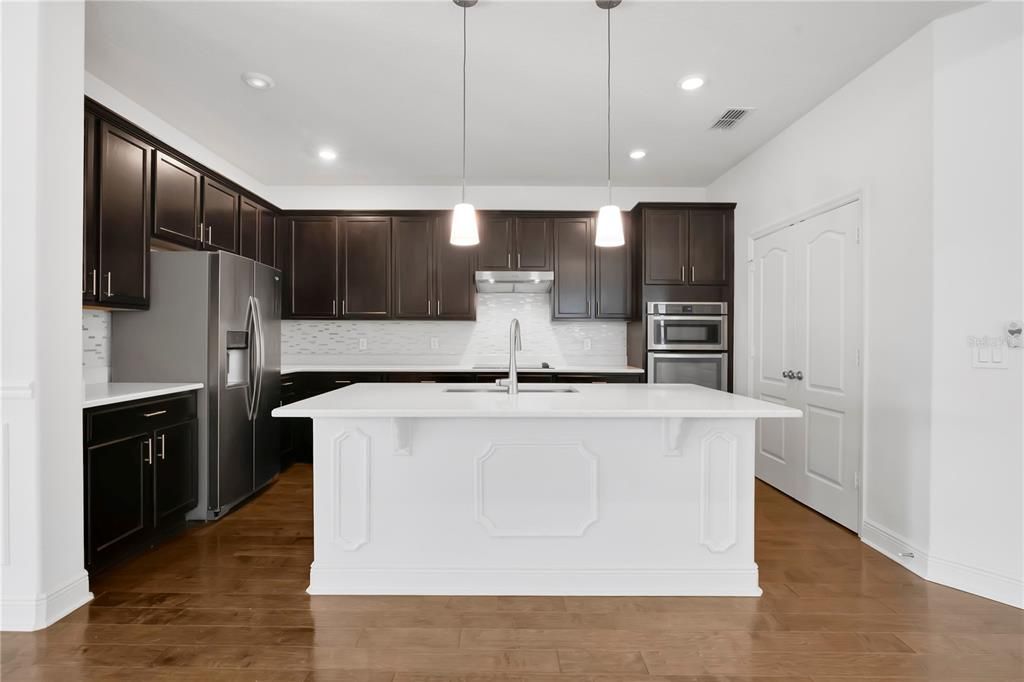 For Sale: $480,000 (4 beds, 2 baths, 2313 Square Feet)