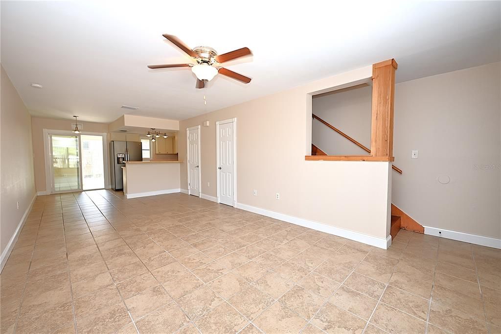 For Rent: $1,495 (2 beds, 1 baths, 1093 Square Feet)