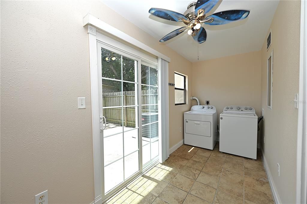 For Rent: $1,495 (2 beds, 1 baths, 1093 Square Feet)