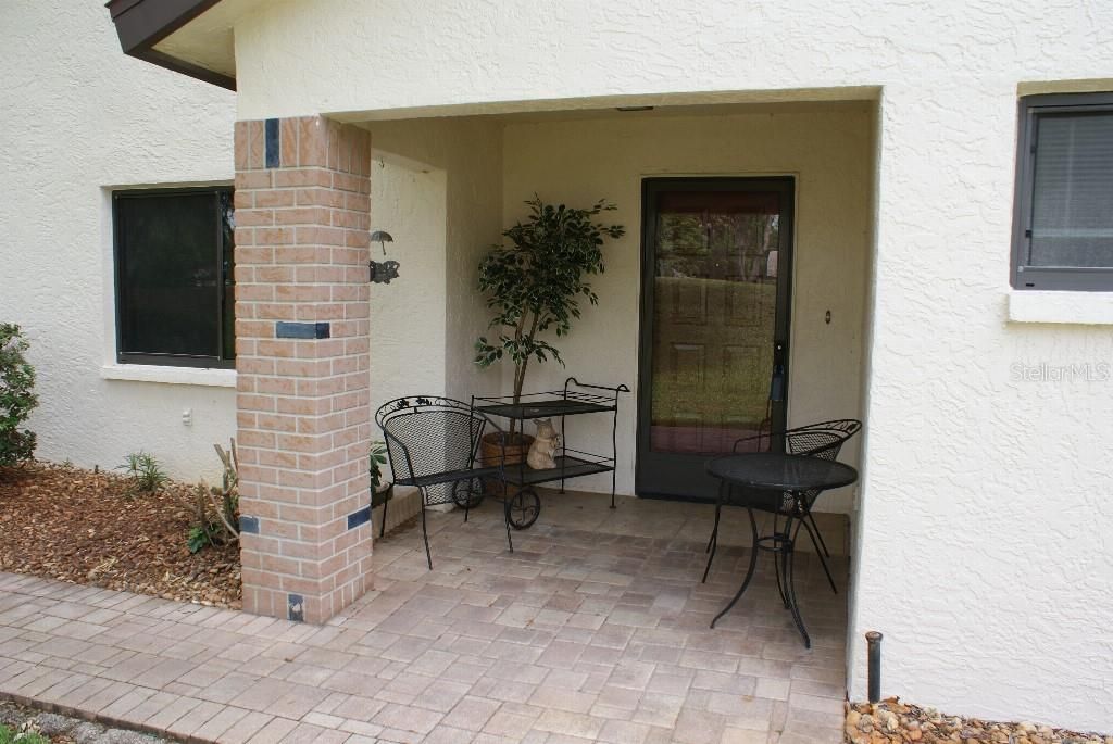 For Sale: $239,000 (3 beds, 2 baths, 1660 Square Feet)