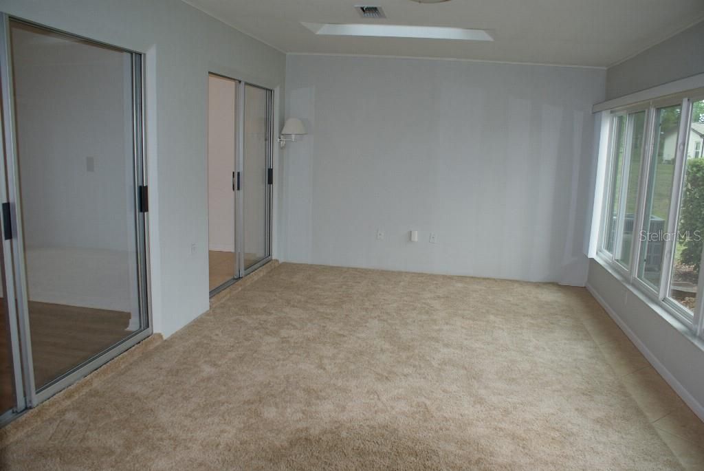 For Sale: $239,000 (3 beds, 2 baths, 1660 Square Feet)