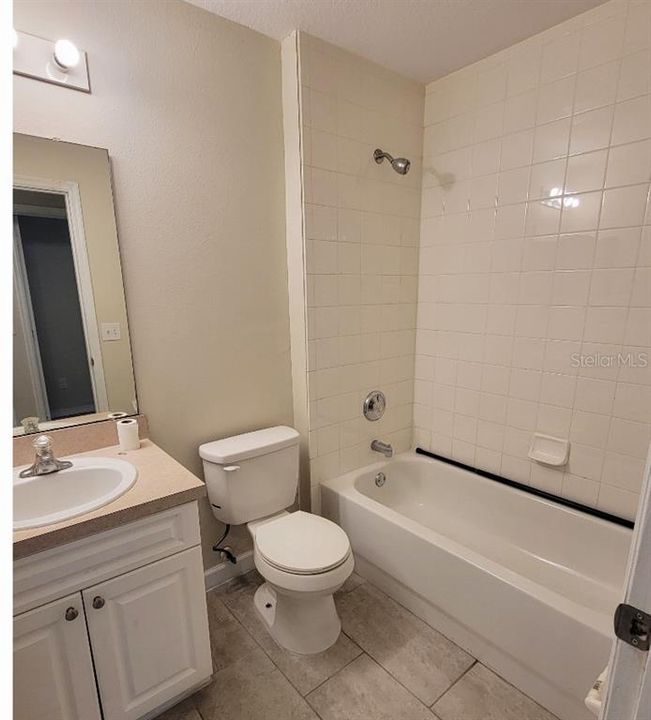 En Venta: $489,900 (4 camas, 0 baños, 2060 Pies cuadrados)