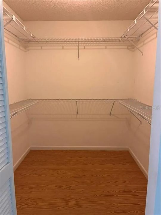 В аренду: $1,550 (2 спален, 2 ванн, 1571 Квадратных фут)