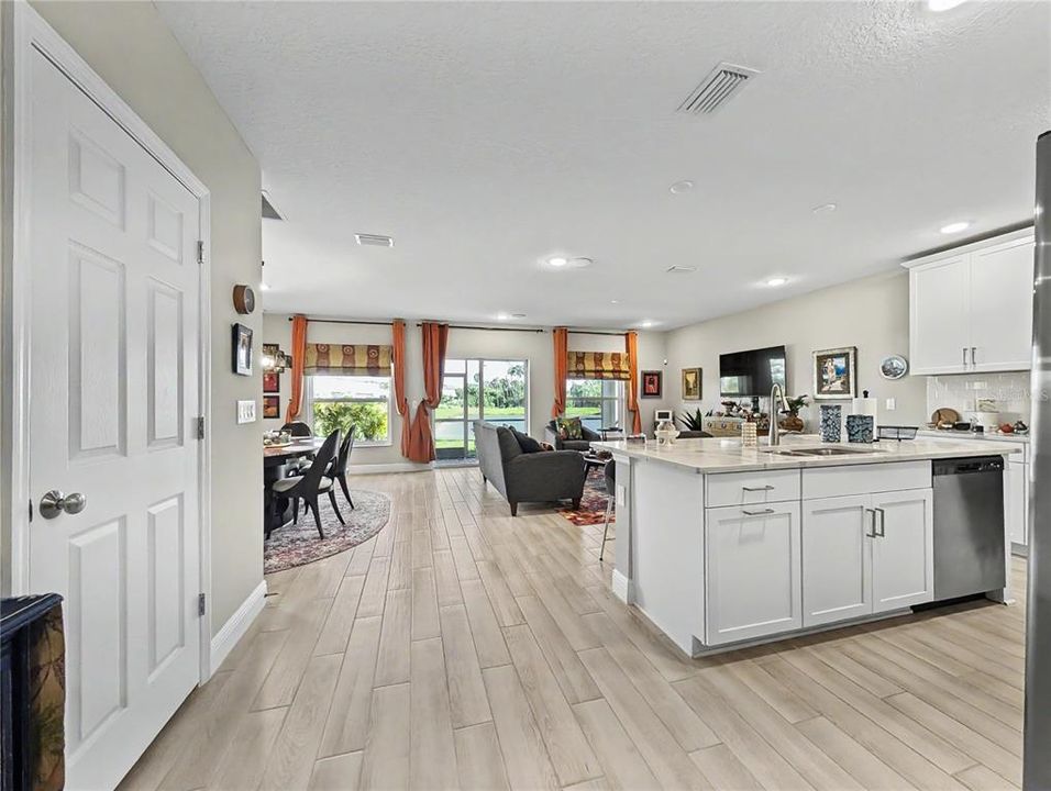 В аренду: $2,795 (3 спален, 2 ванн, 1760 Квадратных фут)