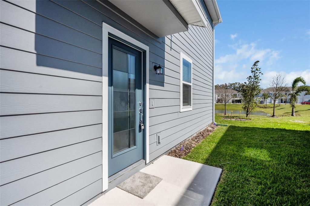 For Rent: $2,600 (3 beds, 3 baths, 1782 Square Feet)