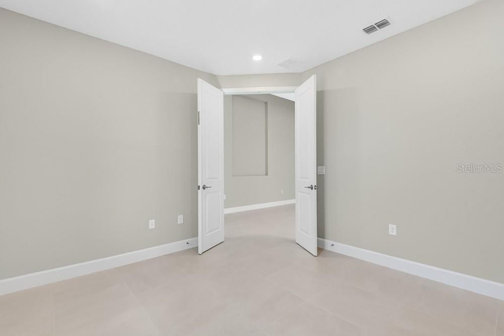 For Sale: $398,990 (3 beds, 2 baths, 2055 Square Feet)