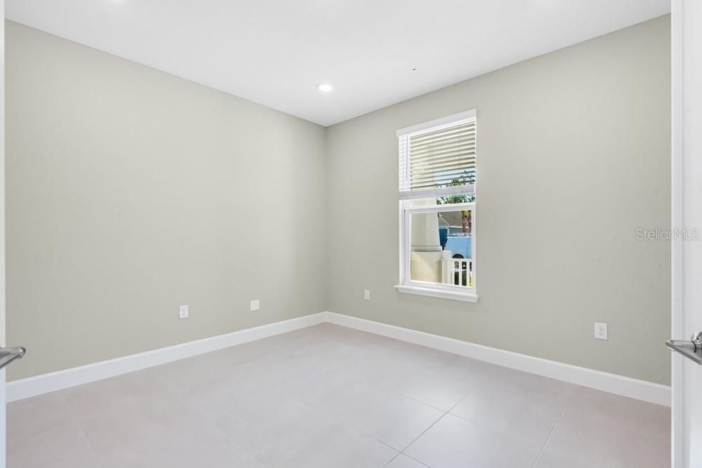 For Sale: $398,990 (3 beds, 2 baths, 2055 Square Feet)