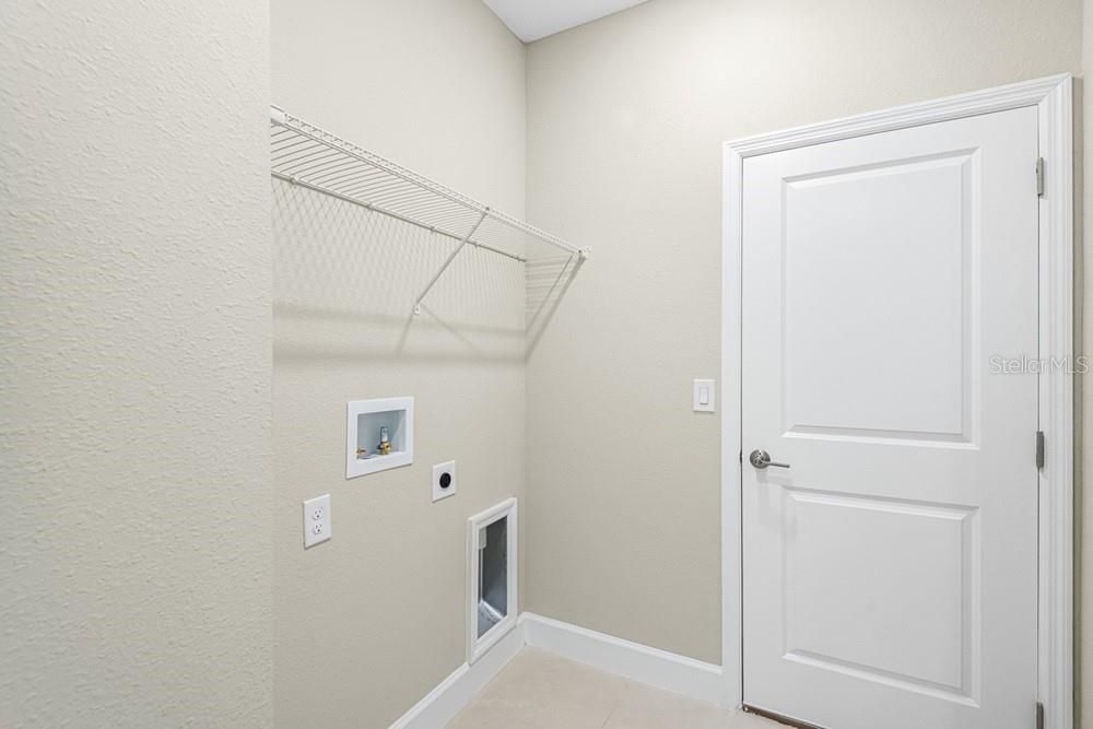 For Sale: $398,990 (3 beds, 2 baths, 2055 Square Feet)