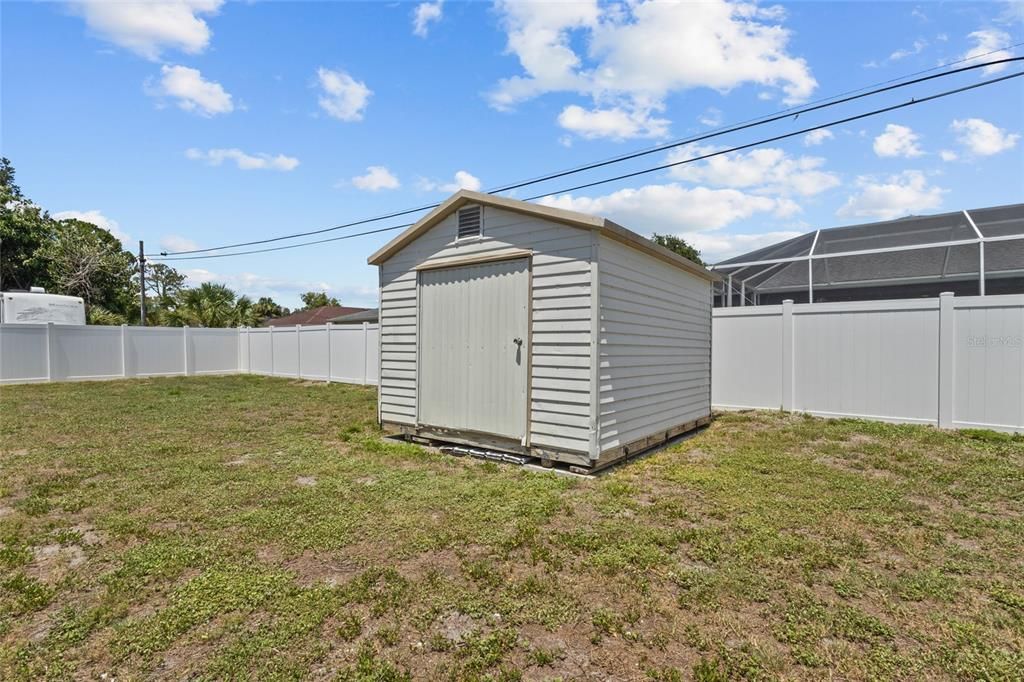 For Sale: $410,000 (3 beds, 2 baths, 1379 Square Feet)