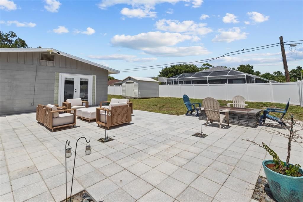 For Sale: $410,000 (3 beds, 2 baths, 1379 Square Feet)
