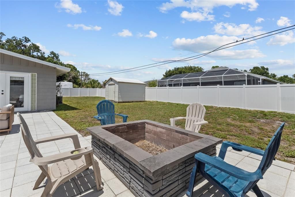 For Sale: $410,000 (3 beds, 2 baths, 1379 Square Feet)