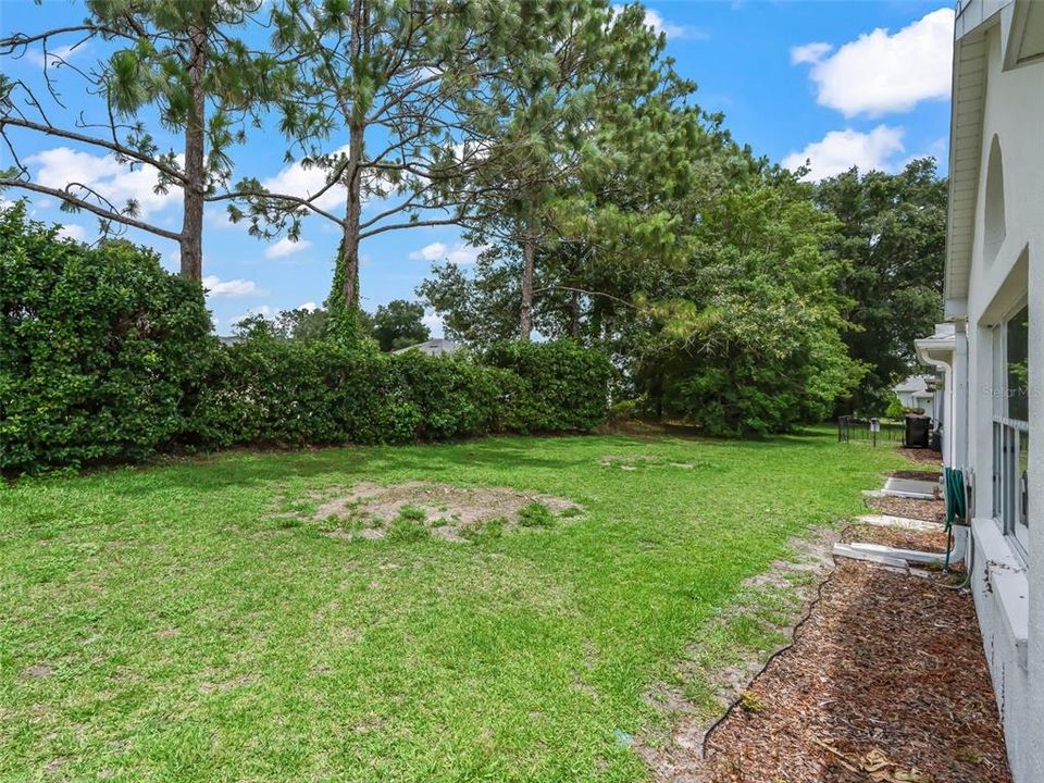 For Sale: $272,900 (3 beds, 2 baths, 1921 Square Feet)