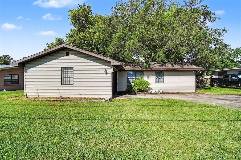 For Sale: $186,000 (3 beds, 2 baths, 1020 Square Feet)