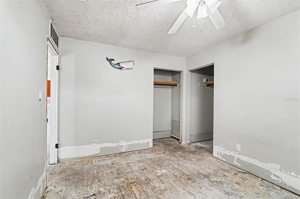 For Sale: $186,000 (3 beds, 2 baths, 1020 Square Feet)