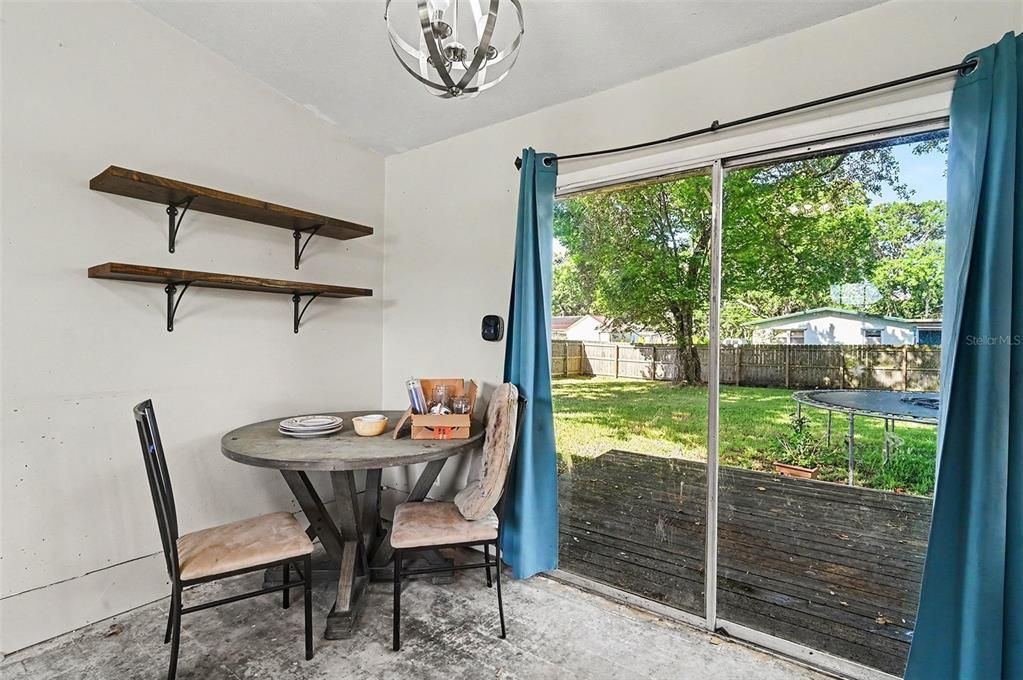 For Sale: $186,000 (3 beds, 2 baths, 1020 Square Feet)