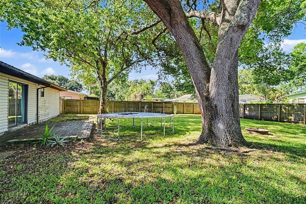 For Sale: $186,000 (3 beds, 2 baths, 1020 Square Feet)