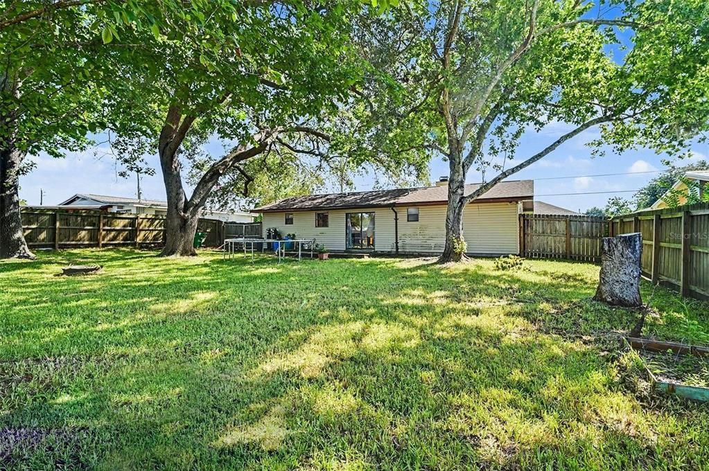 For Sale: $186,000 (3 beds, 2 baths, 1020 Square Feet)