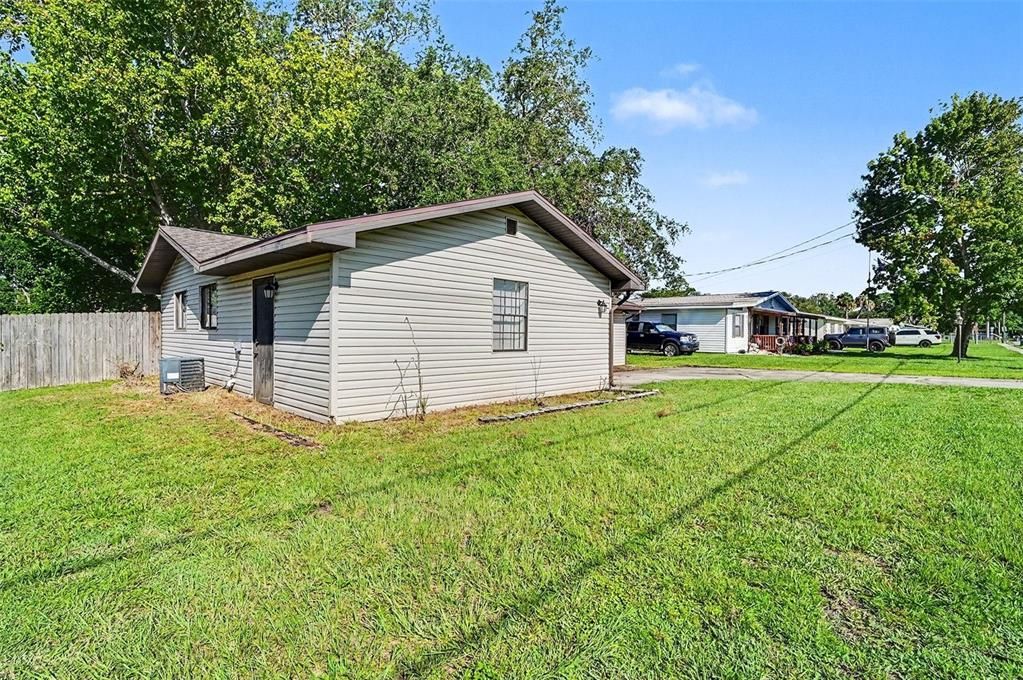 For Sale: $186,000 (3 beds, 2 baths, 1020 Square Feet)