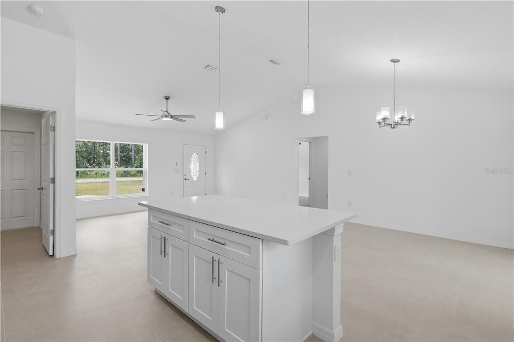 For Sale: $264,999 (3 beds, 2 baths, 1462 Square Feet)