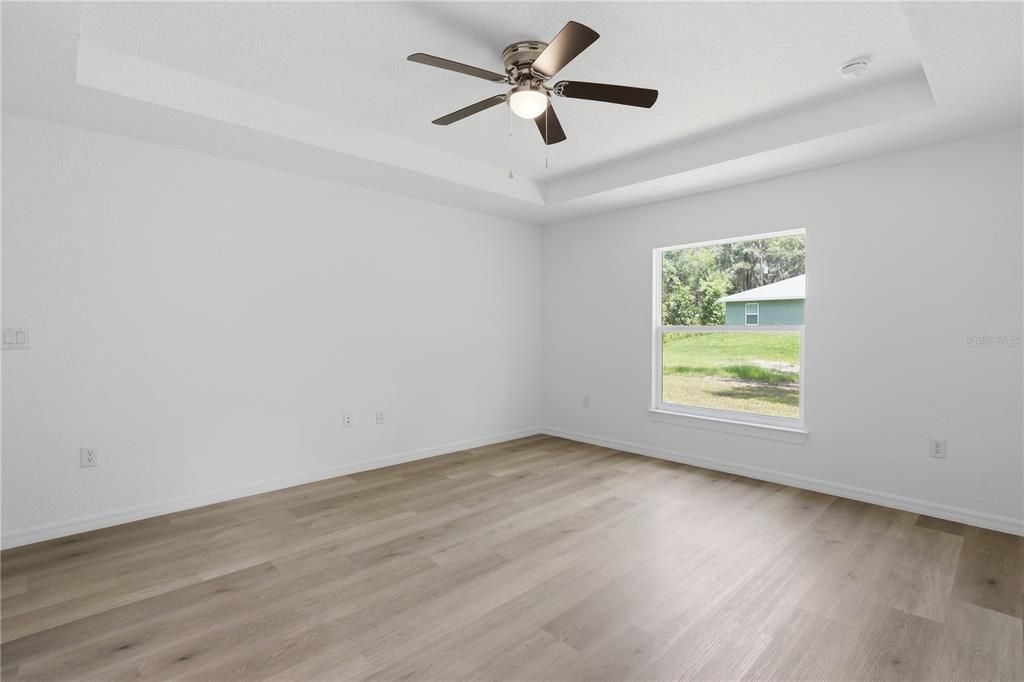 For Sale: $264,999 (3 beds, 2 baths, 1462 Square Feet)