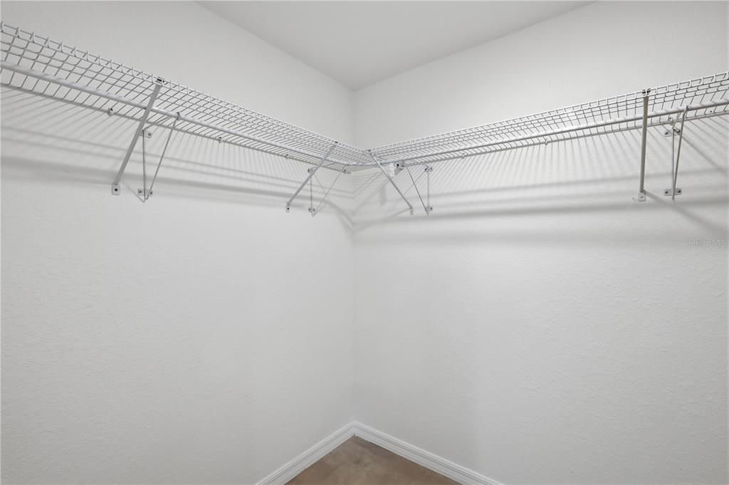 For Sale: $264,999 (3 beds, 2 baths, 1462 Square Feet)