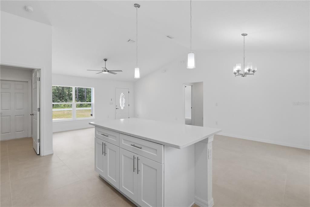 For Sale: $264,999 (3 beds, 2 baths, 1462 Square Feet)
