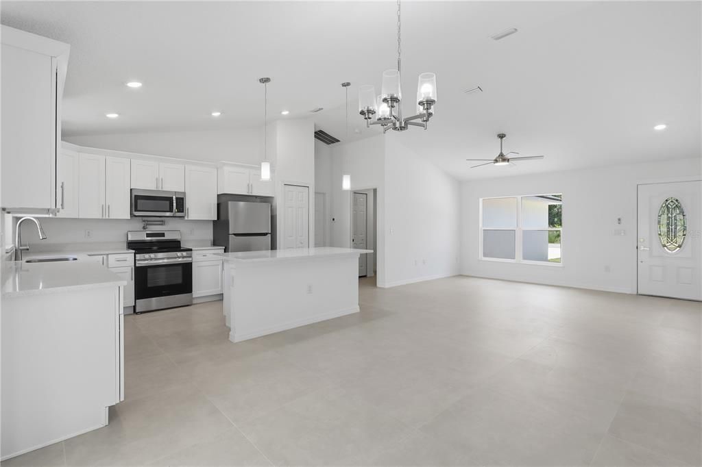 For Sale: $264,999 (3 beds, 2 baths, 1462 Square Feet)